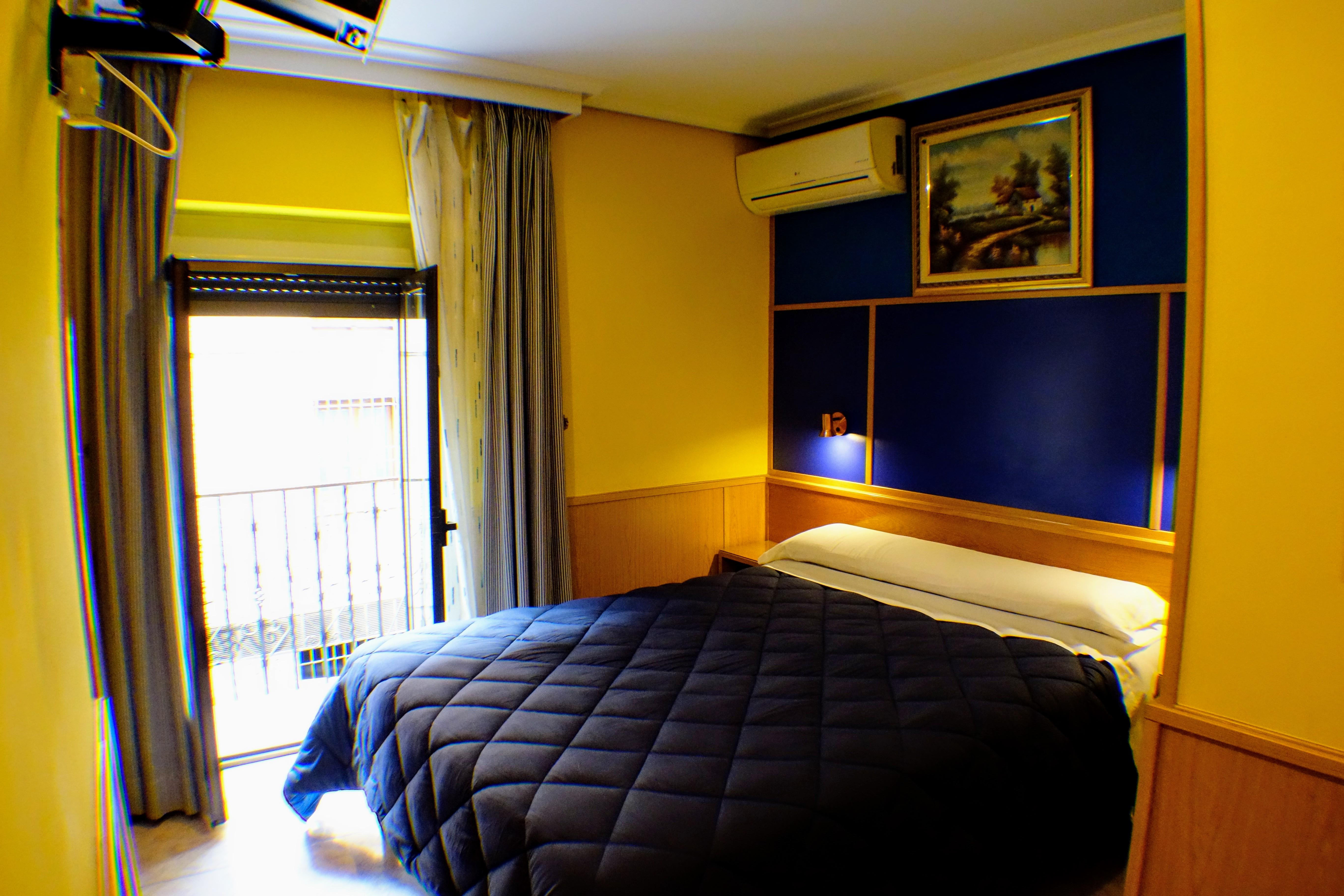 Tripolis Toledo Hotel Exterior photo
